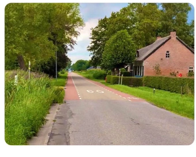 Ik noem dit kunstwerk:

"Het verschil tussen België en Nederland."