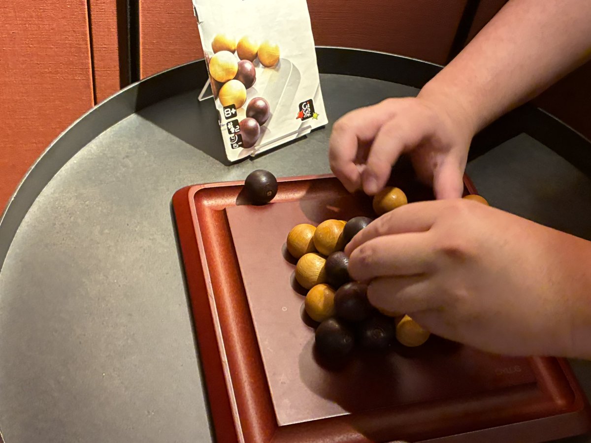 64fdxfxm4dspy's tweet image. オンラインで見たことあるボドゲ発見