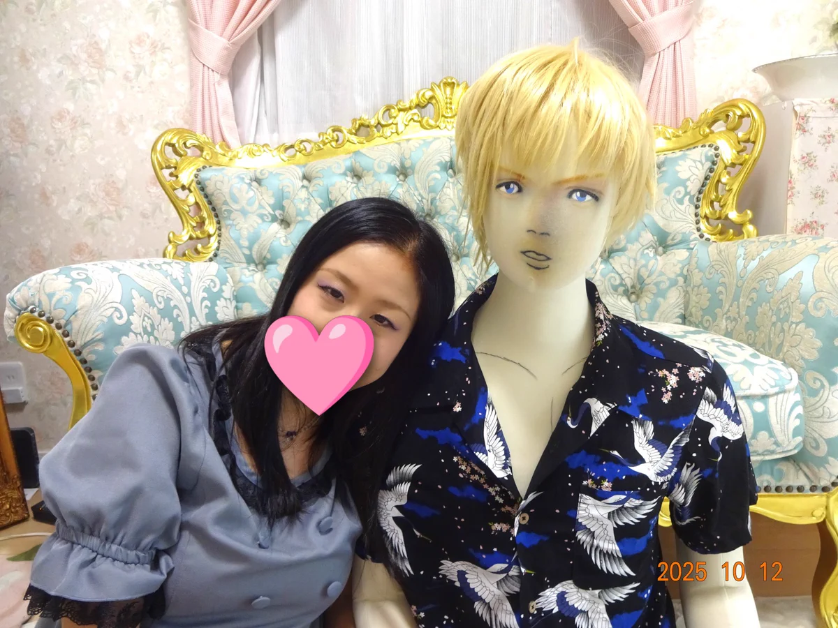 みみんこう （新婚生活満喫中💑 惚れた男がたまたま二次元やっただけ