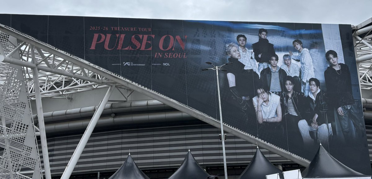 iwantyourlove58's tweet photo. 🩶❤️
#TREASURE #PULSE_ON https://t.co/hfwrAE27yq