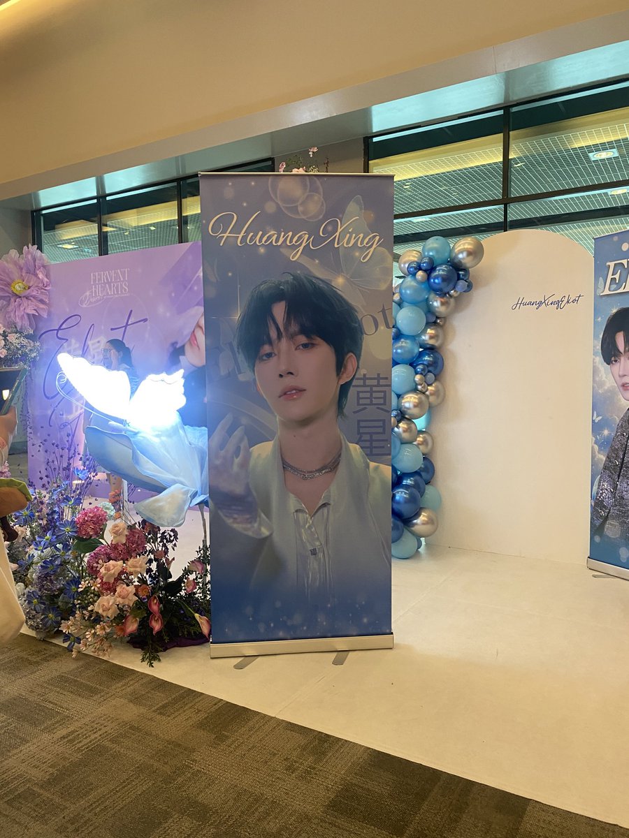 Xing4551's tweet photo. 🇻🇳💙✨
#EliotHuang https://t.co/TSNyBMYZFt