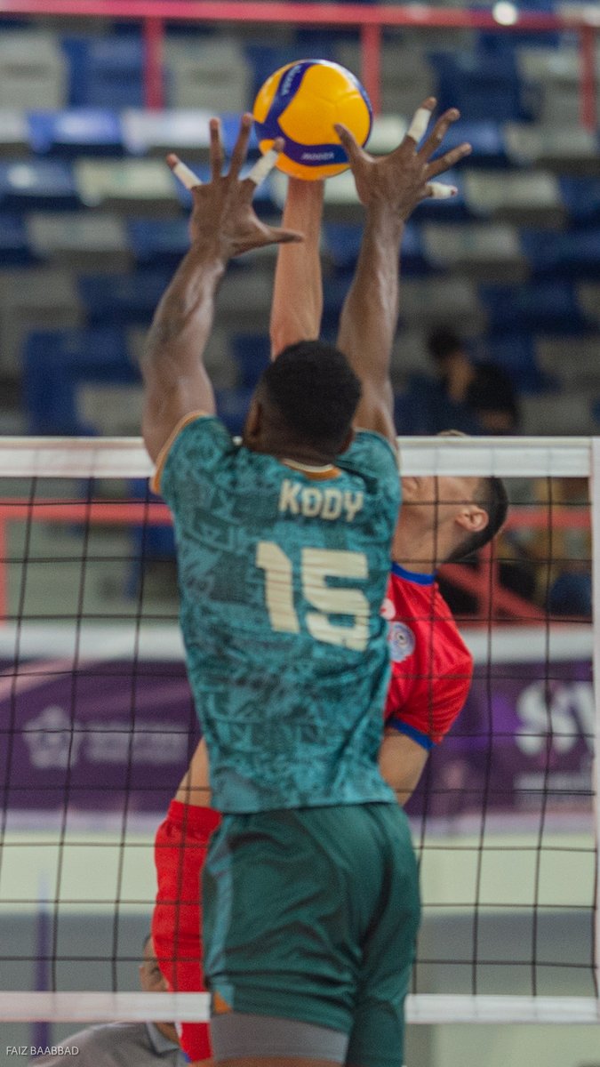 alwalaee's tweet photo. بطولة كأس الاتحاد السعودي للكرة الطائرة ٢٠٢٥ - ٢٠٢٦

 #الكرة_الطائرة #SaudiVolleyball #SVFCup #شجع_فريقك #GoldenScent https://t.co/MgwrXtAyNt