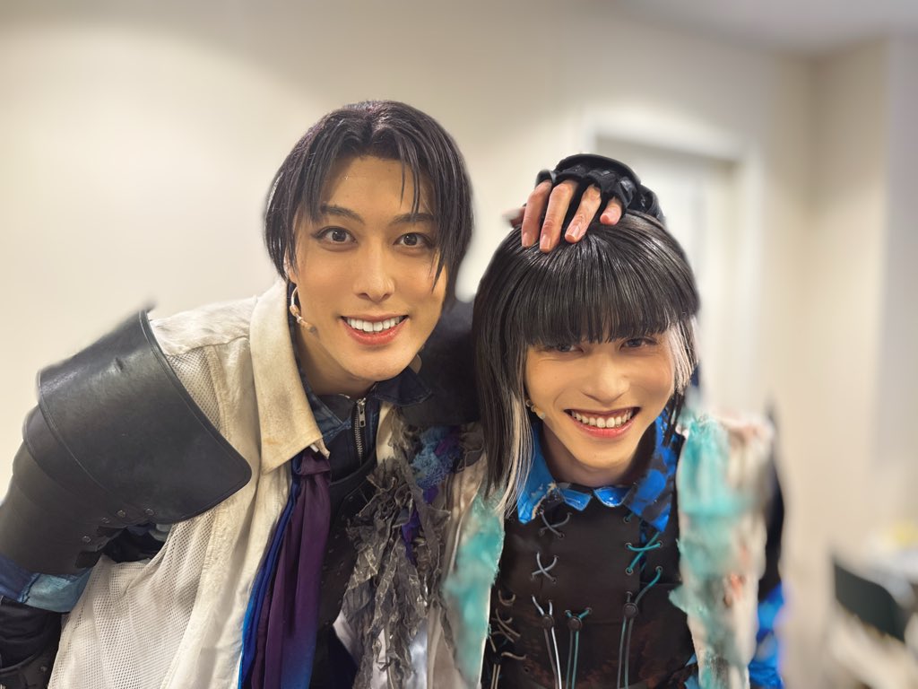 舞台「RE:BIRTH」
本日もご来場誠にありがとうございました！

俺の宇柄杉さんはせいやさんしかいねえっす！！
いつも最高の宇柄杉さんをありがとうございます😭

明日で千秋楽になります。
全て出し切ります。

#ボルステ　#宇江杉軍