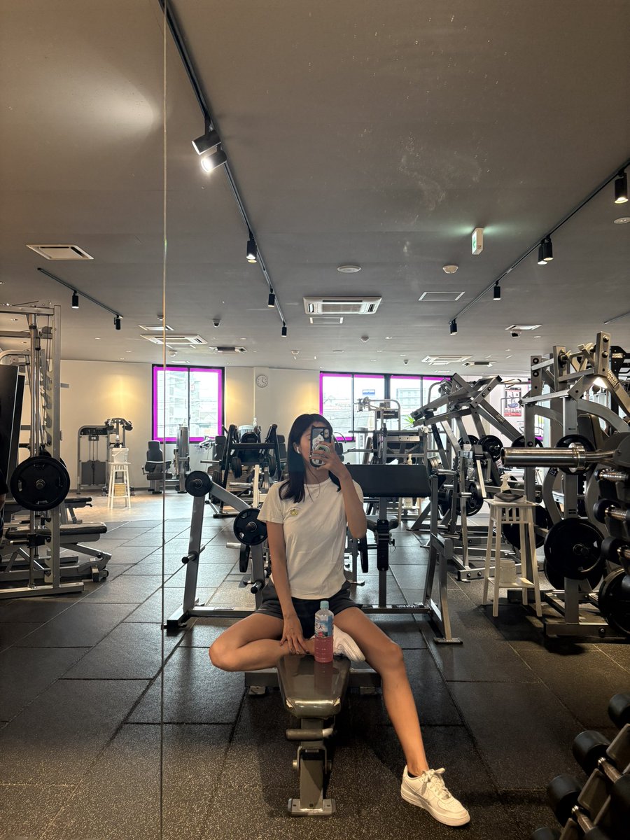 imo_y_fit's tweet photo. 最近のジム活！有酸素1hが定番化してる https://t.co/AVVUXiww7i