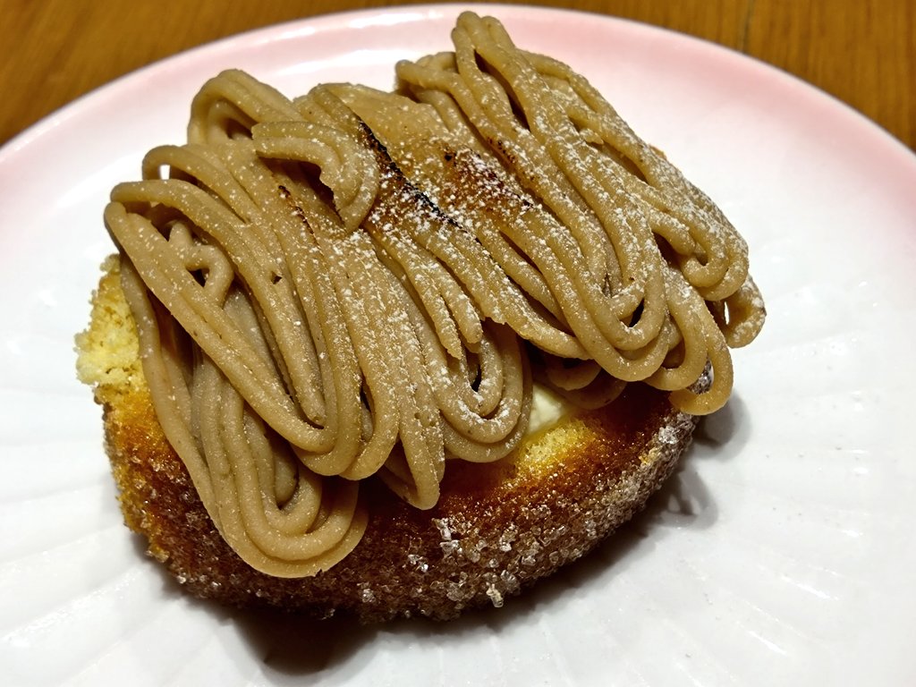 kuroneko096's tweet image. 栄松坂屋8階uniqueでまったりしてる
#栄
#カフェ
#モンブラン