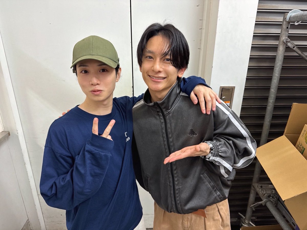 舞台「RE:BIRTH」

本日もご来場誠にありがとうございました！

明日でついに大千穐楽。果てしない道のりでした。

辿り着いた先に何を思うのか。明日の楽しみにとっておきます。

明日も全力で生きる。

最高の仲間達。ありがとう。

明日も頑張ろうな。せいや。心も体も大きな男。

#ボルステ
