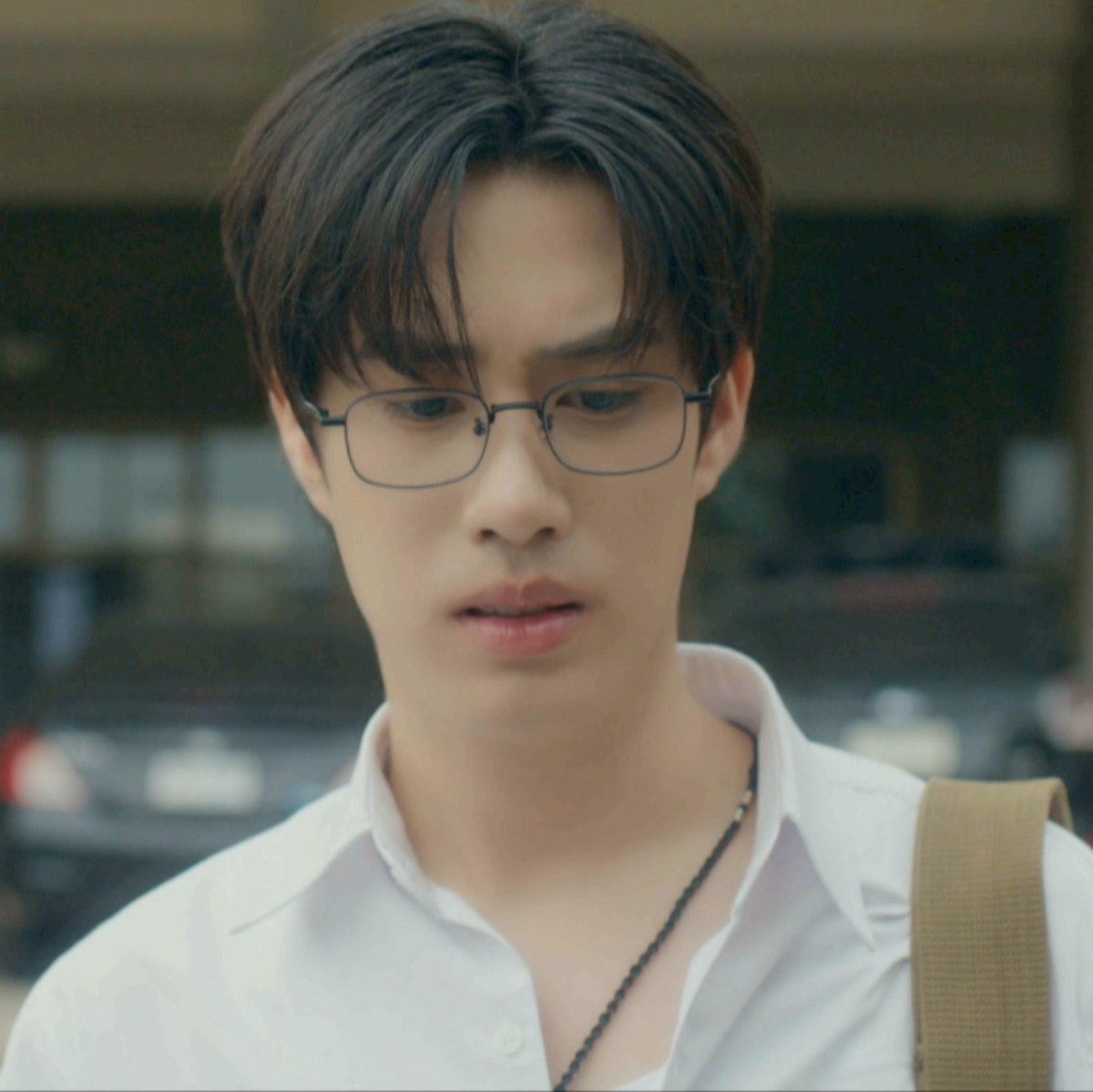 nattapron_chai's tweet image. ถึงสายตาเขาจะไม่ดี แต่เซนส์เขาดีนะ 5555555555

Khemjira The Series EP10
#เขมจิราต้องรอดEP10
