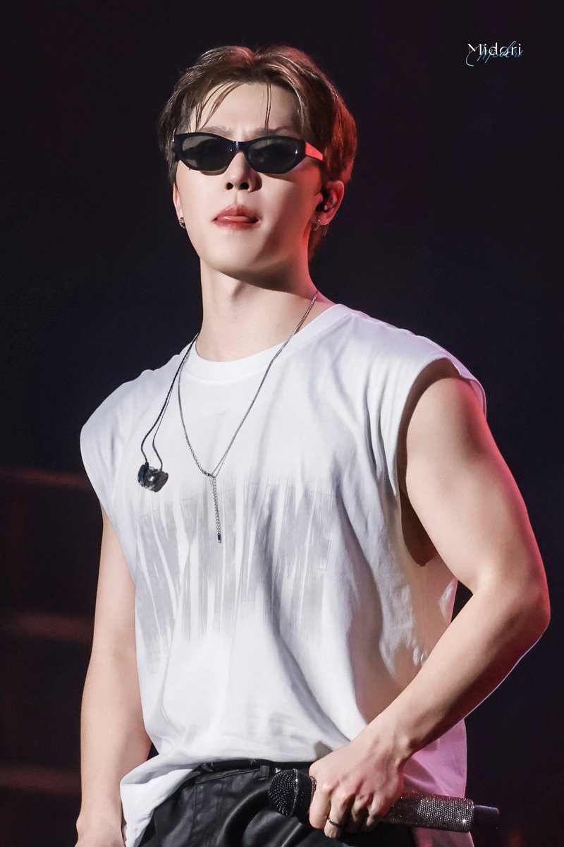 20251011 NEW in TACOMA
ㅁㅊ

#디노 #DINO #이찬 
#세븐틴 #SEVENTEEN
<a href="/pledis_17/">세븐틴(SEVENTEEN)</a>