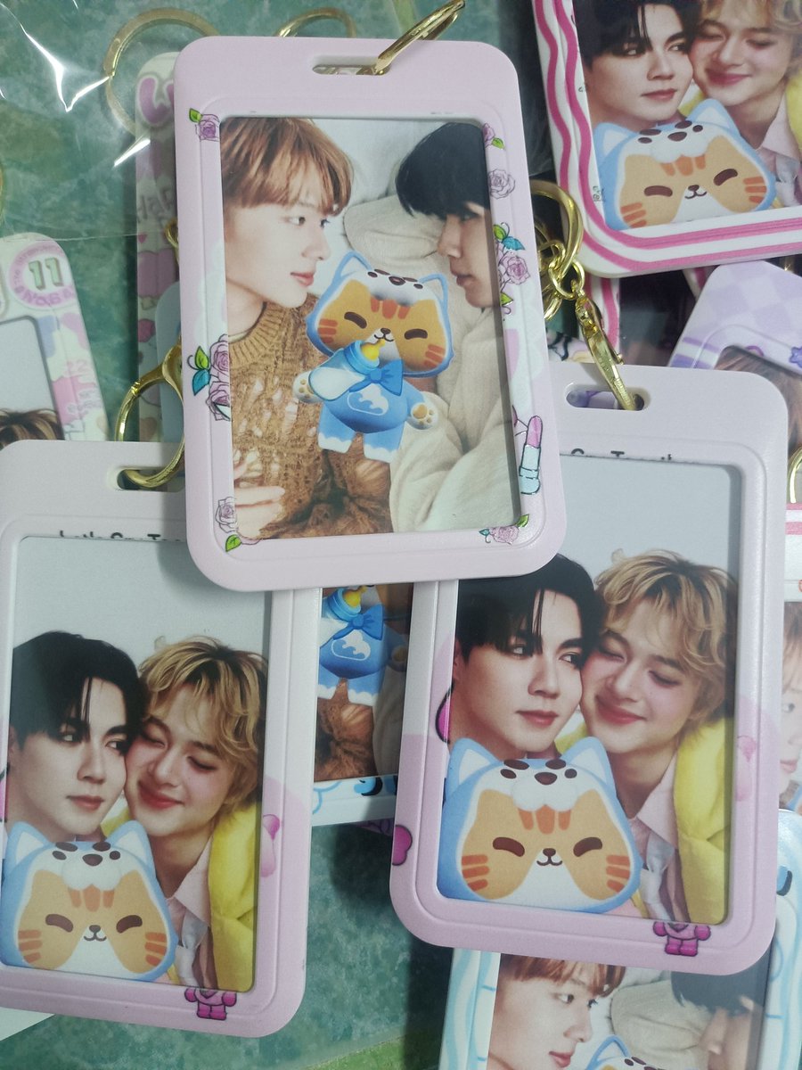 littelmaewmaew's tweet image. งานรีบแต่สาวๆตั้งใจทำมากกกก
@mew_narissara @aung_momomail 
แวะมารับกันด้วยน๊าา 💖💖
จุ๊บจิ๊บ 50 ea 
#ZeeNuNewSchedule 
#ZeeNuNew2ndConcert 
#ZeeNuNewCrazyInLoveConcert
