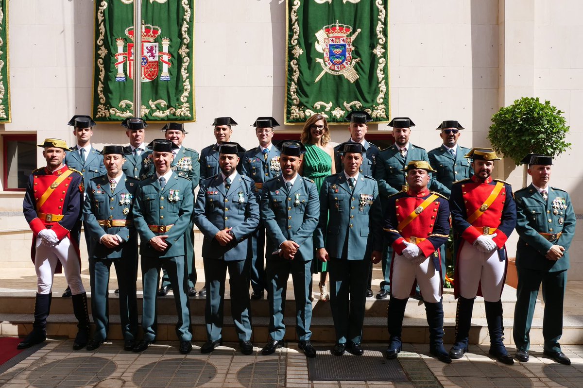 Hoy rendimos homenaje a quienes, con su entrega, disciplina y dedicación, hacen de la Guardia Civil un ejemplo de vocación de servicio público y compromiso.

Gracias por servir a España y a Melilla con lealtad, sacrificio y corazón.

💚 Feliz Patrona
🇪🇸 ¡Viva la Guardia Civil!