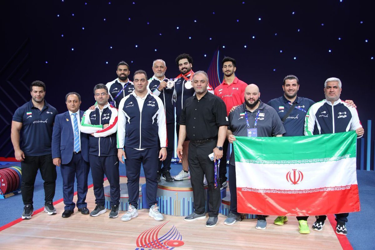 دقت کردین از بعد جنگ دوازده روزه داریم همینجور قهرمانی ها را. از آن خودمون میکنیم این خیلیا رو داره میسوزونه.🇮🇷🇮🇷🇮🇷✌

#پرچم_بالاست