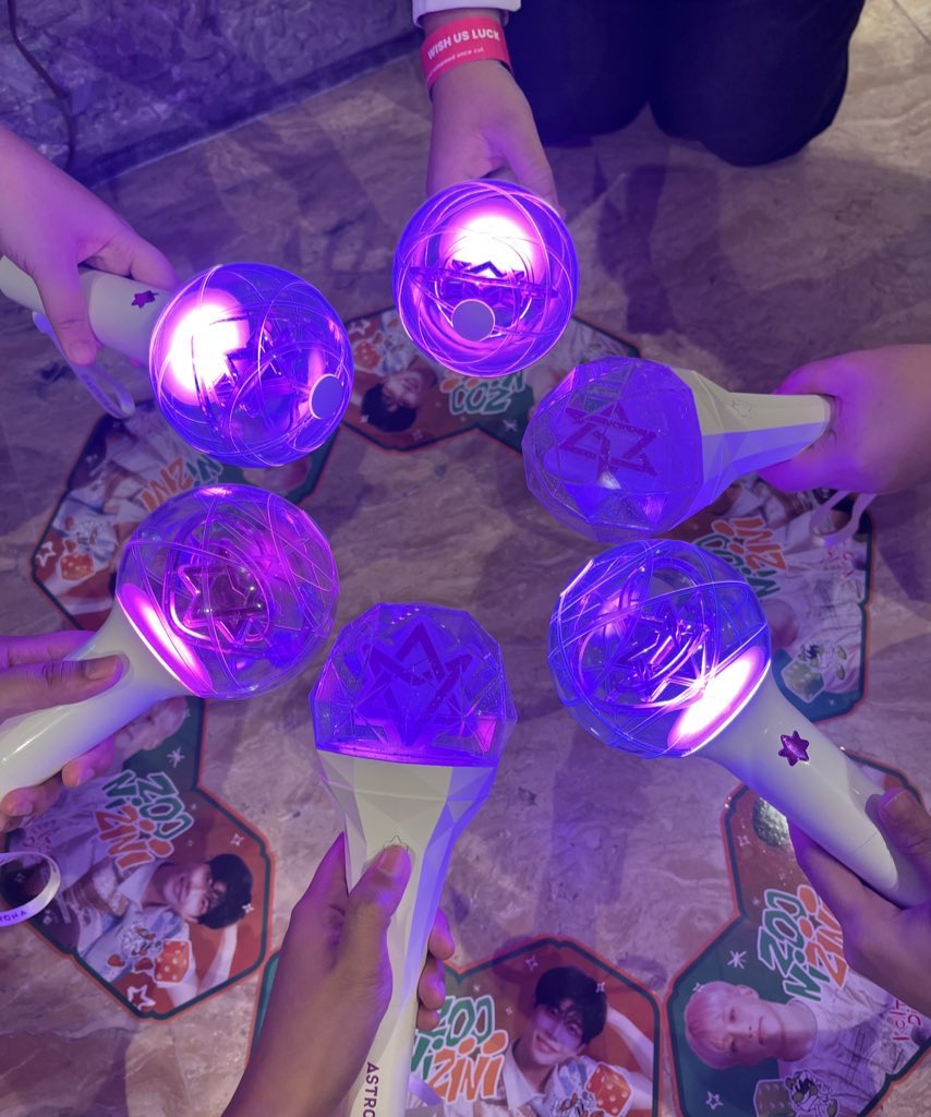 astropopbase's tweet photo. Manifesting that all AROHAs will meet ASTRO someday. 💜 https://t.co/sELbshlC53