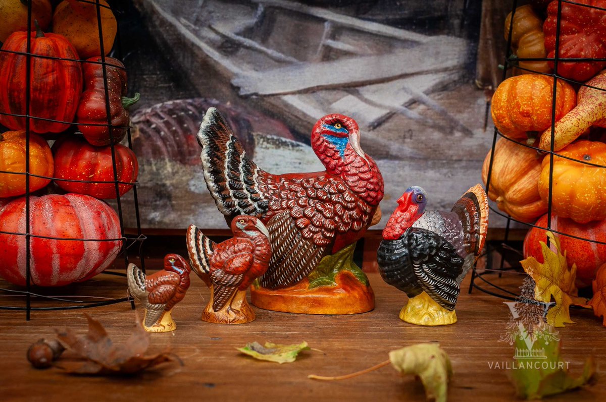 As Thanksgiving approaches, it’s time to bring warmth and tradition into the home with a display that celebrates the beauty of the harvest season. Our hand-painted chalkware turkeys, each detailed with rich autumn hues and lifelike brushwork.

valfa.com/catalog/chalkw…