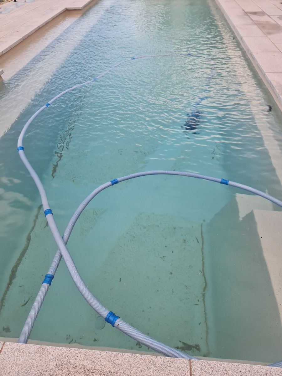 mnqw443's tweet image. #poolrobot finally fixed.
Working perfectly.