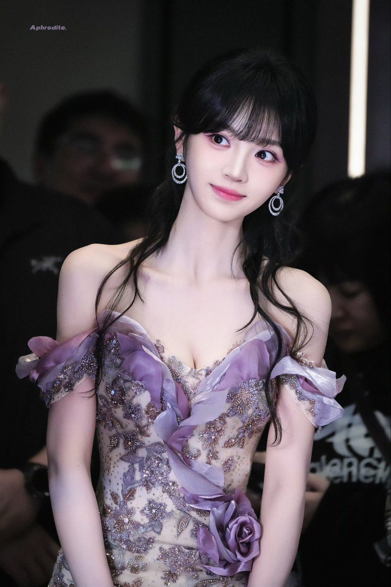 luvutianxiwei's tweet photo. Brand ambassador LUX #TianXiwei at a event ©𝑙𝑜𝑔𝑜 https://t.co/Gvb0w46wuw