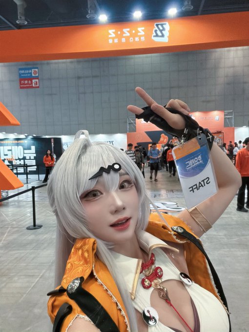 Twitterのコスプレ画像30