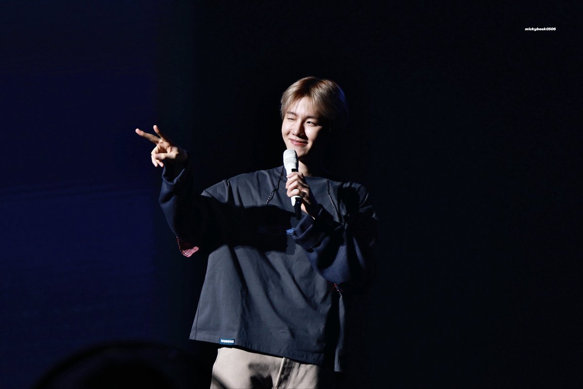 251012 Kobe 👀
#백현 #ベクヒョン #BAEKHYUN