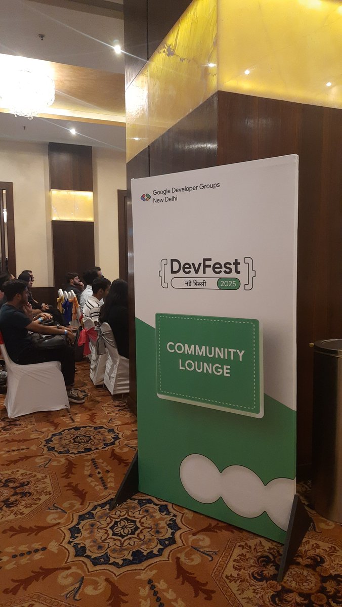QuiteIronical's tweet image. Here at Devfest New Delhi. ✨️
Come Say Hi!👋
@gdg_nd