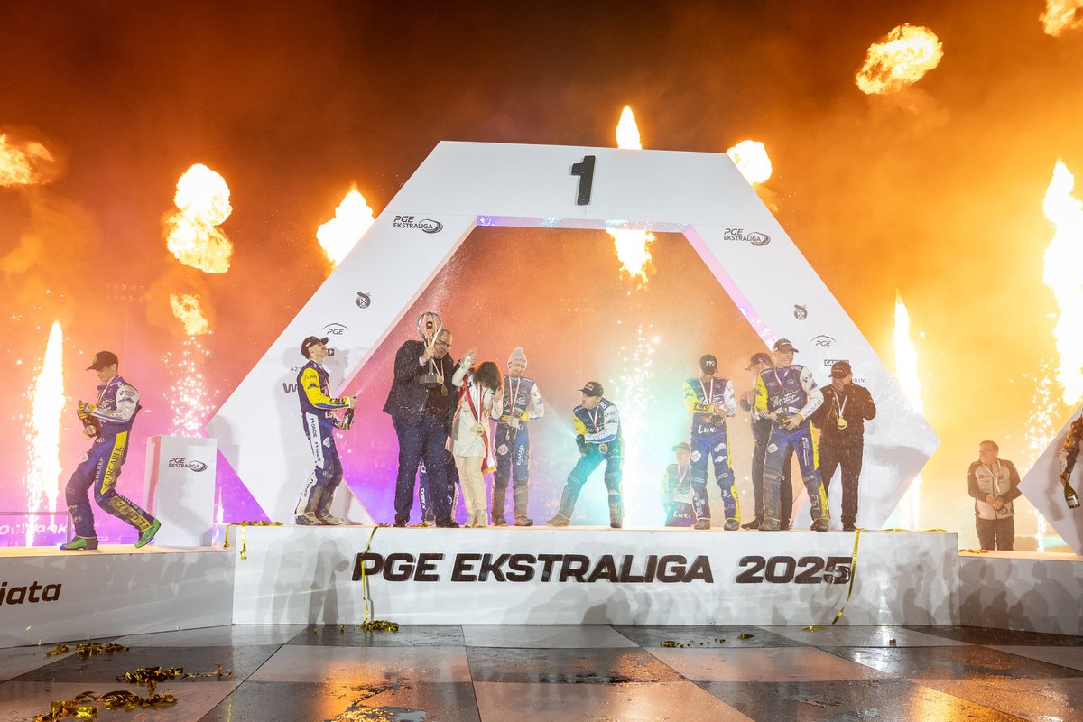 🎙️ Jacek Frątczak podsumował sezon 2025 w #PGEEkstraliga oraz #METALKAS2Ekstraliga.

Fot. <a href="/ZKloskowska/">spod taśmy</a> 
#speedway | #sport | #żużel | <a href="/MarcinRusewicz/">Marcin Rusewicz</a> 
ekstraliga.pl/se/jacek-fratc…