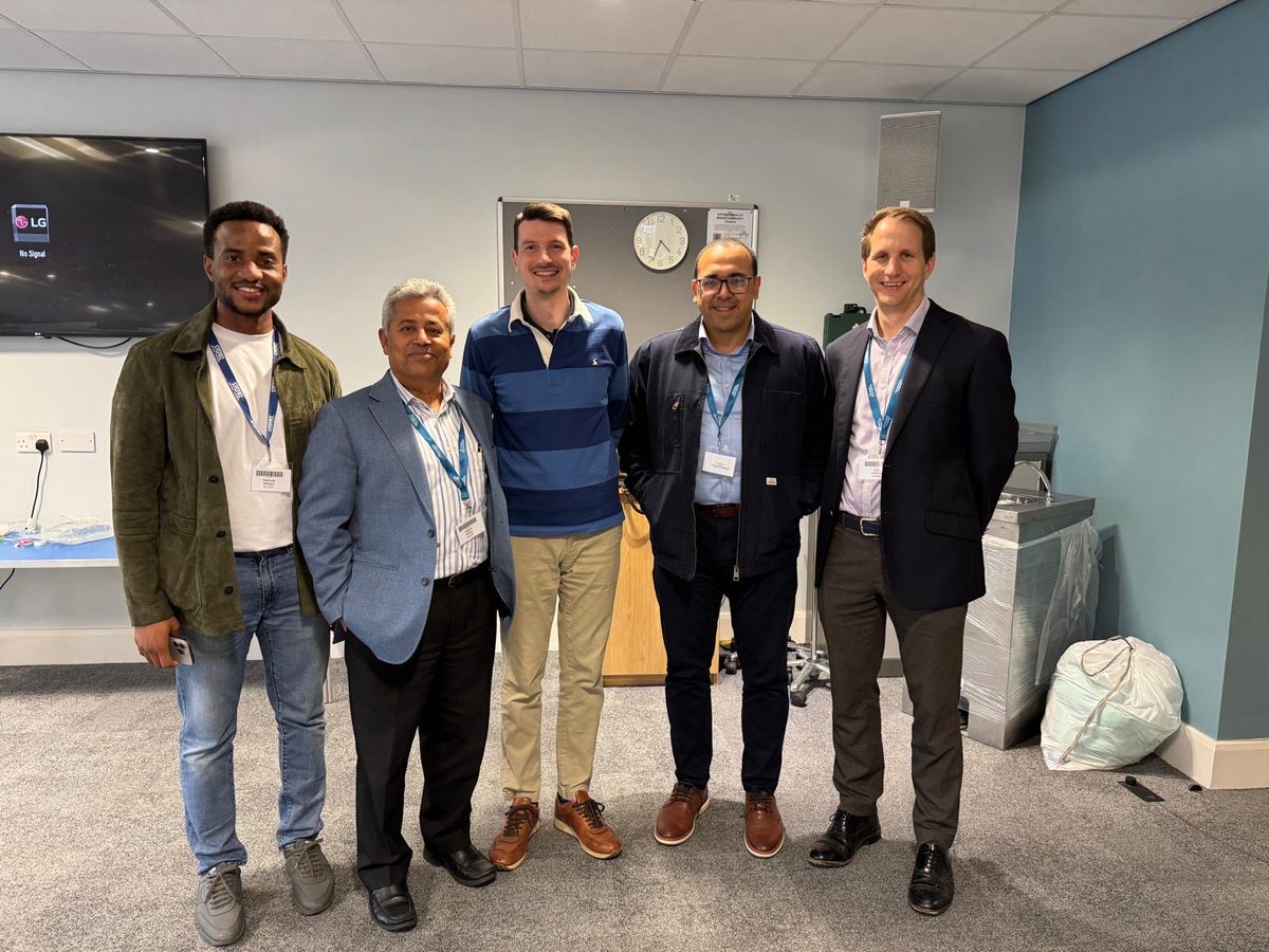 A_Ghonaimy's tweet image. I was delighted to participate as a faculty in functional and female urology module at the UK ST3 Leeds Bootcamp. 
Pleased to meet friends&amp;amp; colleagues, sharing experiences with different units
Special thanks to the module lead
@AndyKozan @FolkardSam @BAUSurology #FNUU #Bootcamp