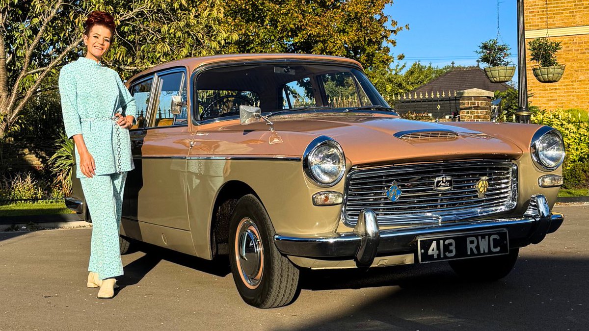 Austin Westminster A110 MKII -  a rare 1960s British classic saloon car

An absolute pleasure taking this lovely old girl out to show you all at home. 

Love this or would you leave it? Let me know! 

youtu.be/v_Lpl-dl6Cs
