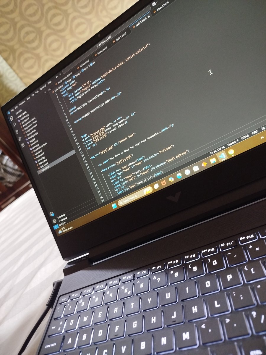 GMbabieBen's tweet image. Just started my frontend journey! Learning HTML basic and feeling excited to build real projects soon.👋.

 #100DaysOfCode  #frontenddev