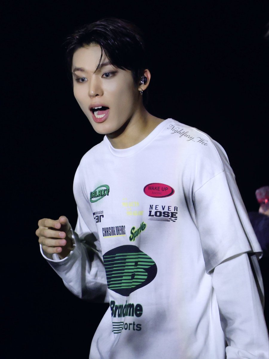 251012 막콘

#박정우 #PARKJEONGWOO #パクジョンウ
#TREASURE #트레저 #トレ