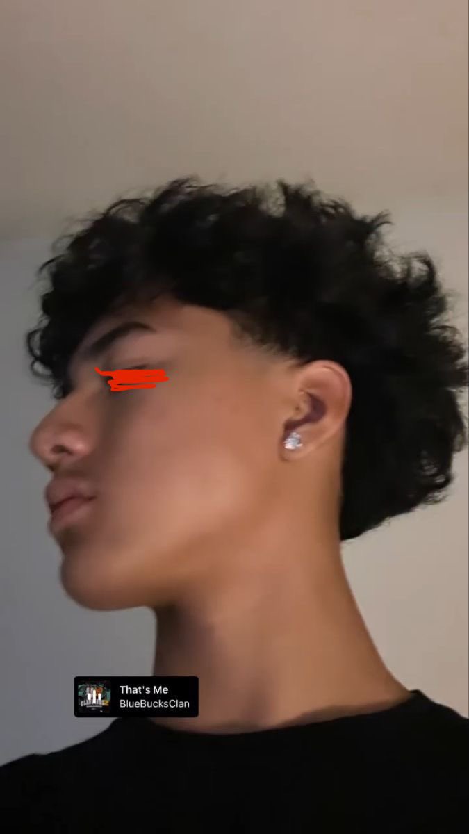 chidoriiii88's tweet image. Why is it always  an #edgar that looks like this , always staring at me in #planetfitness ? The one yesterday #htx made eye contact w/ me like 20 times. Is it just mirin or something else? #dl #dlmasc #cruising #gymcruising #texas #latino #dlmexican