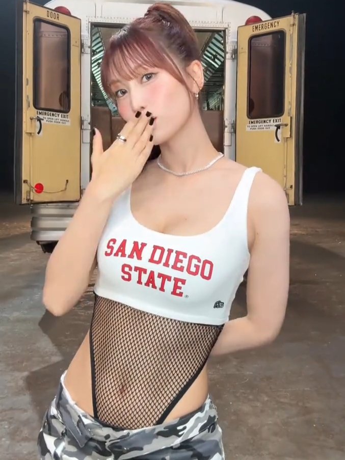 OBSESSED WITH THIS LOOK