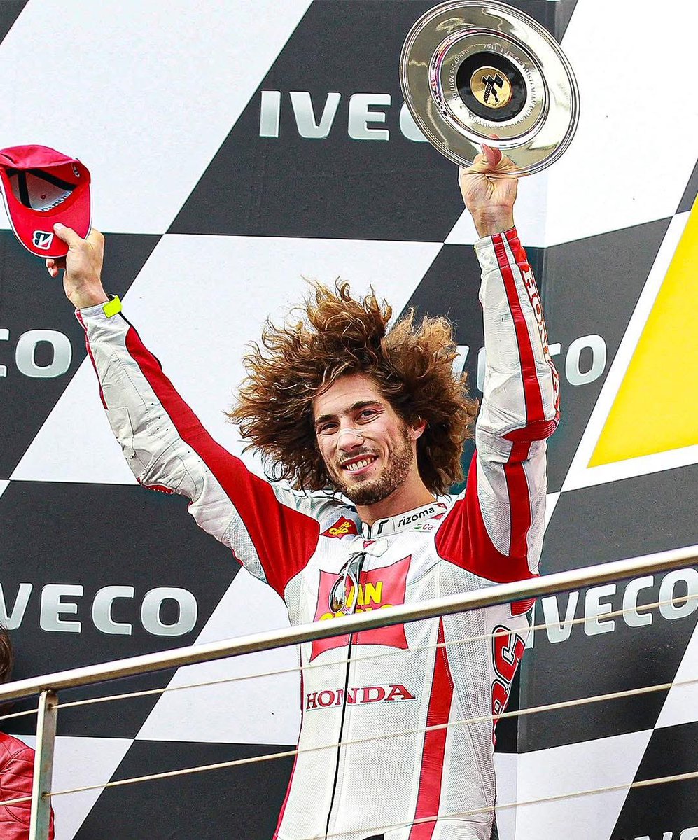 13 years ago today Marco Simoncelli took his last podium at Philip Island in Australia  with a 2nd place.

A week later at the Sepang GP in Malaysia he died in a tragic accident during the race.

RIP Super Sic