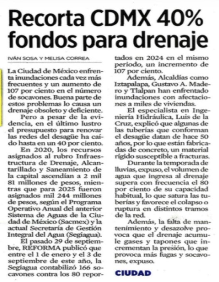 Porque se #inunda las calles en la #cdmx
Fácil, se recorta el presupuesto y por lo mismo el mantenimiento es deficiente. 
Disfruten mis chairos. Sigan votando por la izquierda de 💩