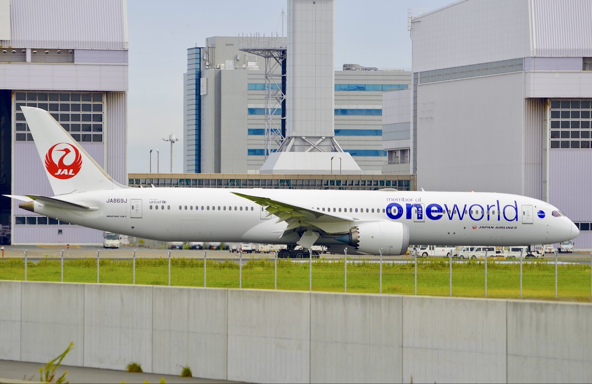 yriycu9euX87234's tweet image. #RJTT
#JAL
#oneworld
今日だけで既存のJALワンワ塗装を撮れた📸✨️
トリプルは貴重✨️