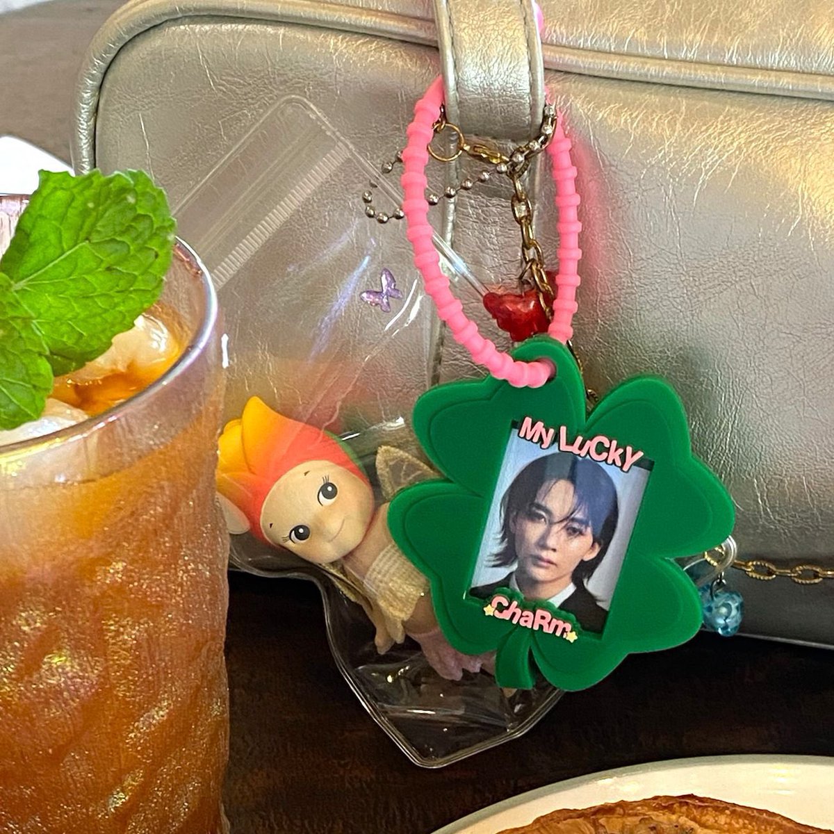 9502loveclub's tweet image. My Lucky Charm ID Holder preorder is extended!! ٩(^ᗜ^ )و ´-

📆 oct 6-15
🔗 bit.ly/LuckyCharmPO4 on bio
💸 65-68k

feel free to hit us up for further details! &amp;lt;3