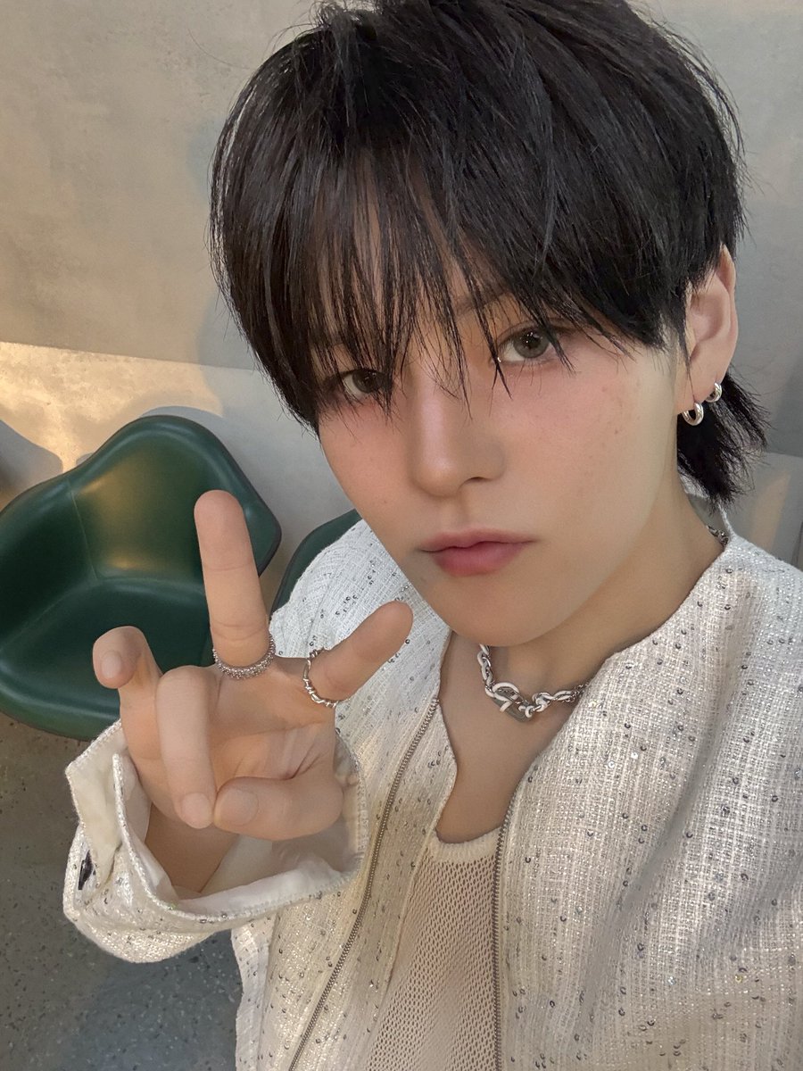 yoshiddang's tweet photo. 🫰🏻 https://t.co/lxTbONzDtu