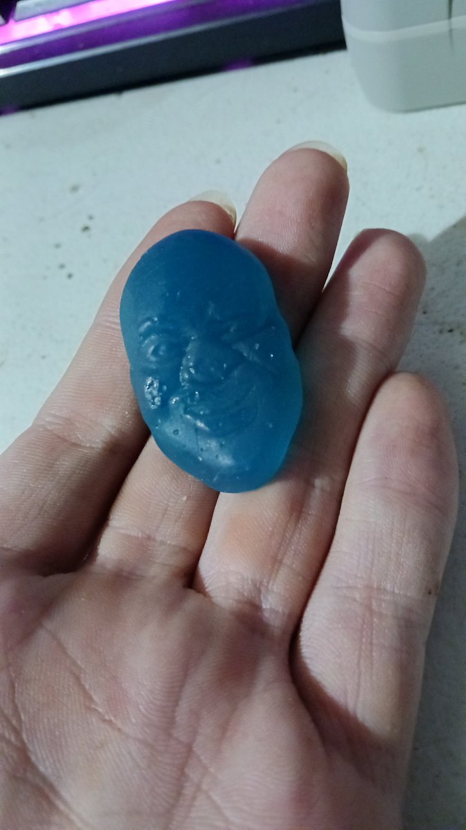 oneslyfox__'s tweet photo. Heehee big shaq gummy https://t.co/xePQ2j2zV8