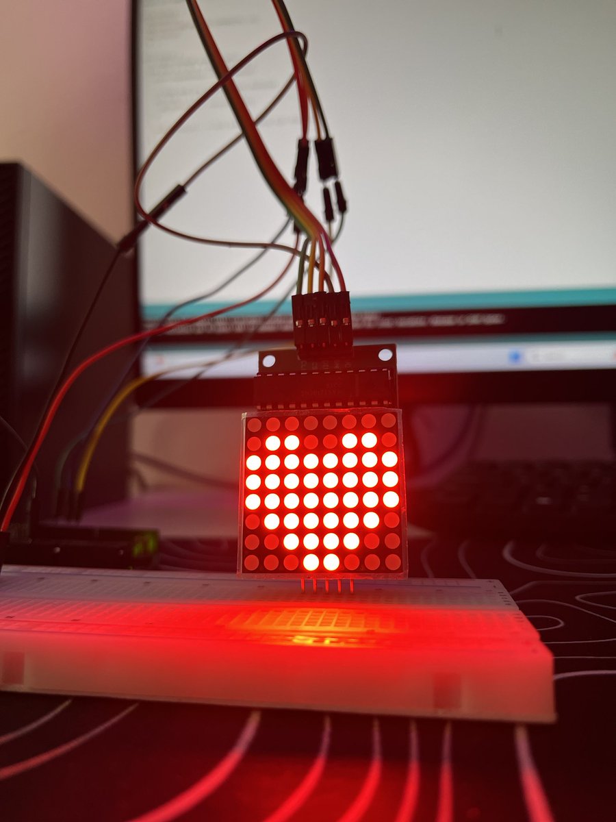 mbahScript's tweet image. Had a great time teaching a 10-year-old about dot matrix displays — turning blinking LEDs into moving messages!
Nothing beats that “aha!” moment when they see their first scrolling text light up.

#STEM #Electronics #MakerMindset #TeachingMoments