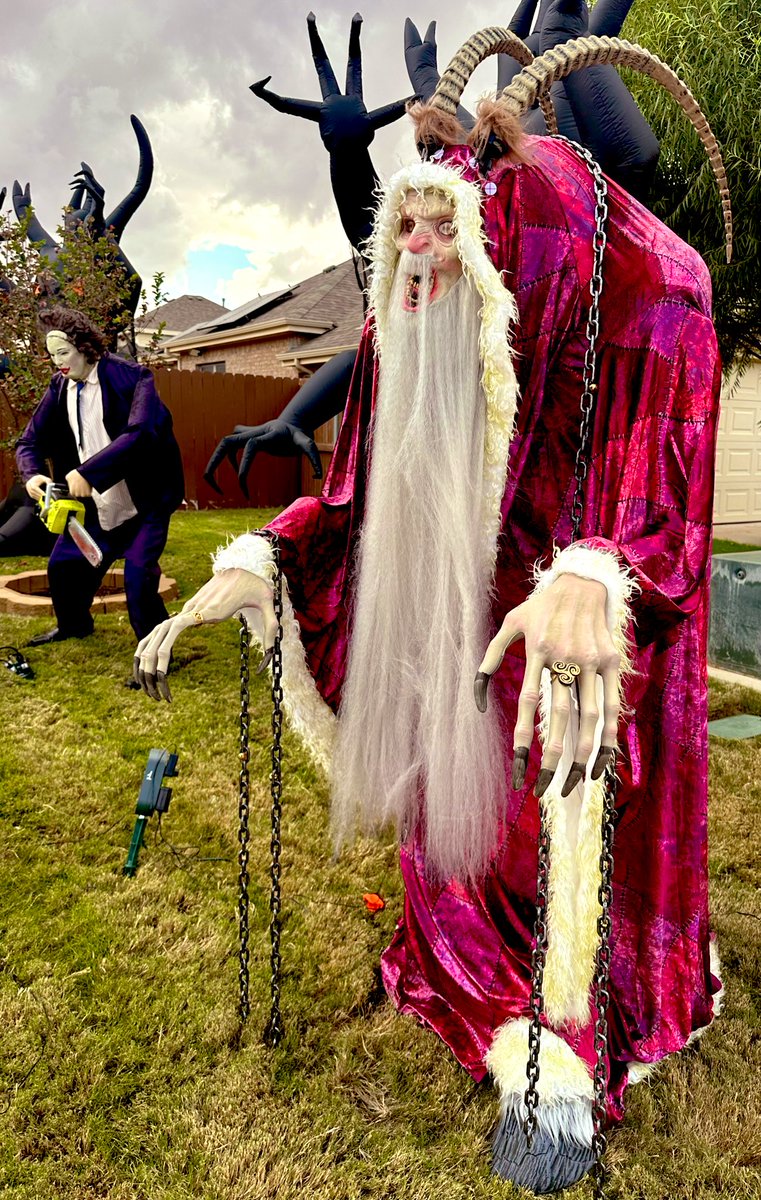 MagnetReconnect's tweet image. Halloween