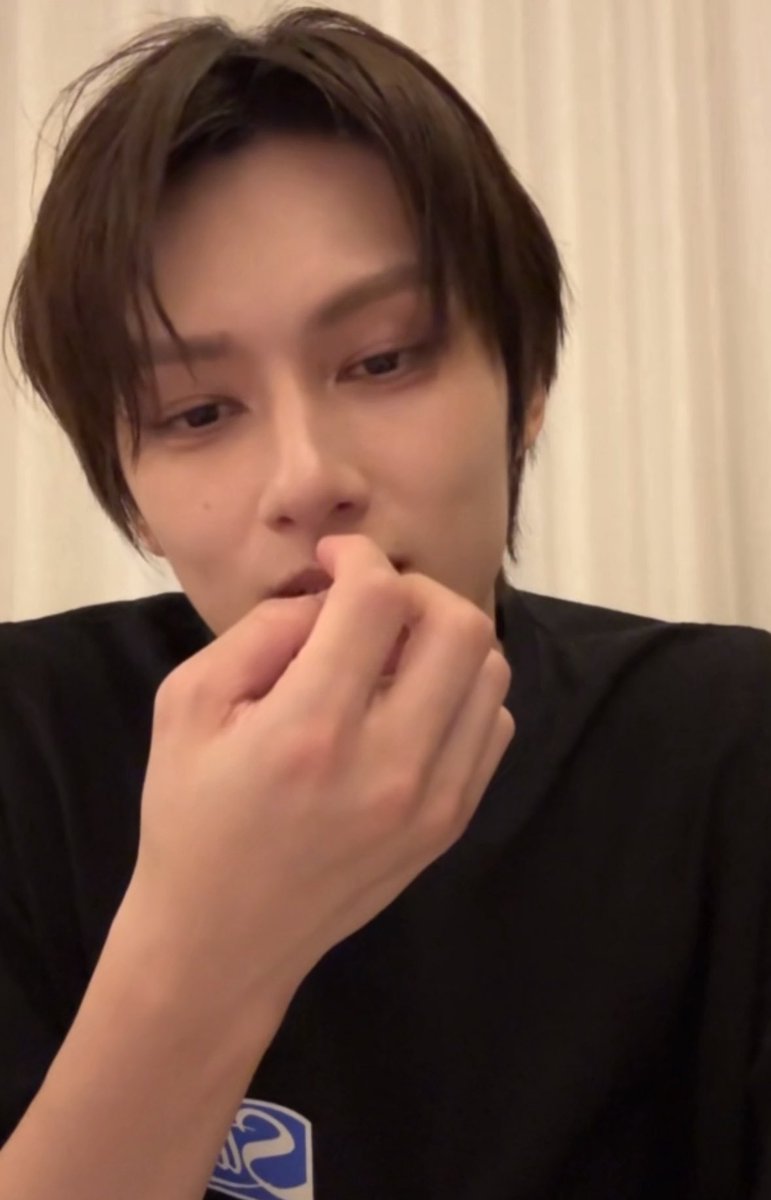 minghaocheoI_'s tweet image. jun and his post-concert lives... 🥹 ily jun