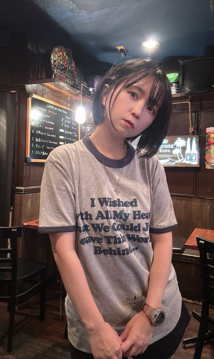 nomizuiori's tweet photo. 久々な気もするシンクリッチカフェ、本日もありがとうございました☕️
「会える時に会いに行く」のスタンスで顔を見に来てくれる皆さんに感謝です。今日もお会いできてよかった！✨

ちなみに今日の映画Tは『ミステリアス・スキン』。ラストの台詞が刻まれてます。
ちょうど〜10/17まで早稲田松竹さんで観られるようです。気軽におすすめはしないけど、今年観てとても大切な一本になった作品。
『MELT メルト』の対極にあるかも。