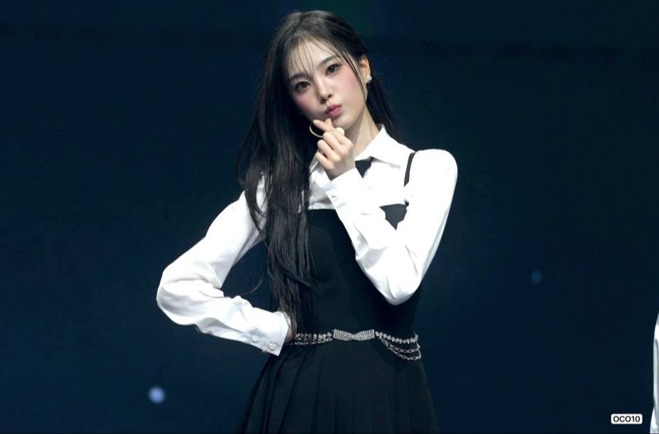 251011 서울 @% 

#트리플에스 #tripleS #지연 #지서연 #Jiyeon