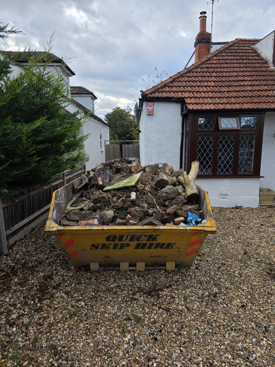 VMpropertyDIY's tweet image. V&amp;amp;M Property Services 
📞☎️👌😊🛠️🧰🚐🪜#diy #trade #windsor #maidenhead #datchet #goodquality
Complete Property Maintenance  #smallprojects #largeprojects 🚐🧰🛠️ @aleexander_007 @vodafoneuk ☎️ @renaultuk #renaulttrafic 🚐 @samsunguk📱#s25ultra