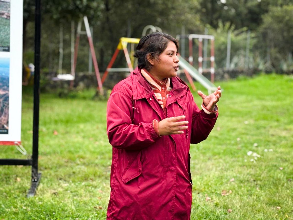🌽🇲🇽México, sin maíz no hay país  

Con <a href="/Jualicra/">Julia Álvarez Icaza Ramírez</a> recorrimos la Unidad de Producción Colonial en San Francisco Tecoxpa: tierras protegidas organizadas en ejidos que hoy se cultivan de forma agroecológica para el consumo local y comunitario.

Estas tierras son fruto de una lucha