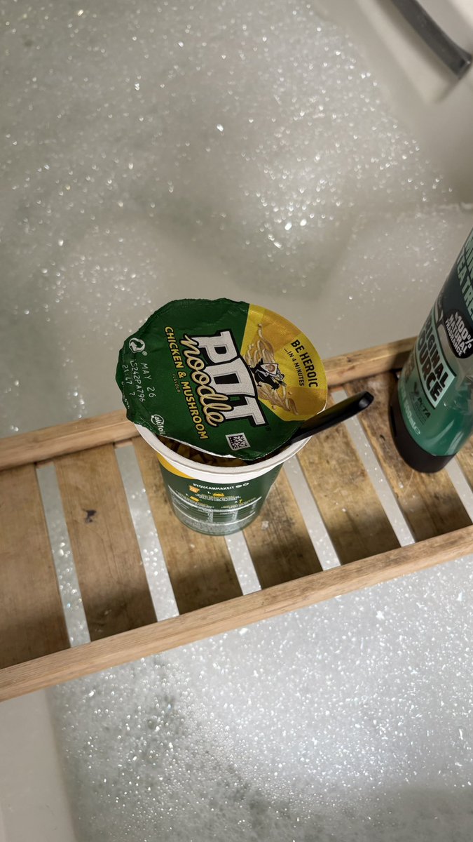 Sign up to my OnlyFans to see exclusive Pot Noodle indulgence followed by lashing that tea tree gear up my hoop. Use code Bash40 for discount.