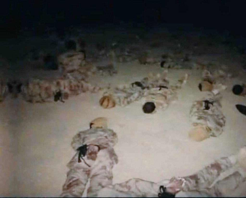gauravcsawant's tweet image. #Pakistan admits #Afghan soldiers killed 23 #Pakistani soldiers in 24 hrs along Af-Pak border.
Afghan reports claim 50 Pak army soldiers killed over 100 injured &amp;amp; 27 posts run over in overnight fighting.
* Afghan media also calls the Durand Line hypothetical.
* Pak troubles mount