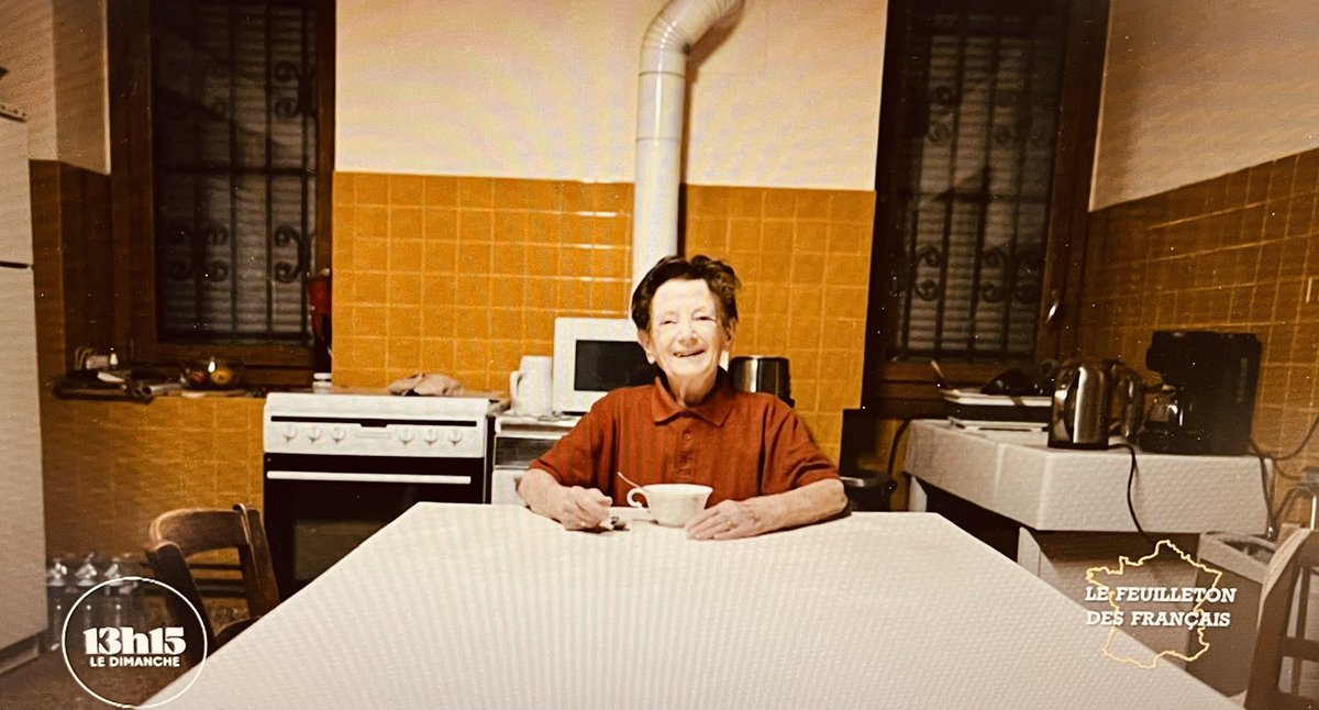 ElgaMarzou's tweet image. ❤️ sur Eléonore, qui prend sa retraite en même temps que son fils Didier, à…
97 ans !

Merci à eux pour toutes les années passées à faire du bon pain pour leur village 🫶

#13h15 @LaurentDelahous 
Le Feuilleton des Français
@13h15 @FranceTV