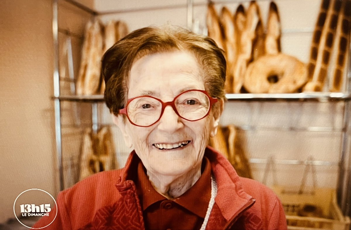 ElgaMarzou's tweet image. ❤️ sur Eléonore, qui prend sa retraite en même temps que son fils Didier, à…
97 ans !

Merci à eux pour toutes les années passées à faire du bon pain pour leur village 🫶

#13h15 @LaurentDelahous 
Le Feuilleton des Français
@13h15 @FranceTV