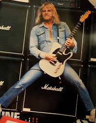 ChordsOfTime's tweet image. Happy Heavenly Birthday English musician, Rick Parfitt, best known as a rhythm guitarist, singer and songwriter with rock band Status Quo. In July 1985, the band opened Live Aid at Wembley Stadium with &apos;Rockin&apos; All Over the World&apos;. #statusquo #music #fyp #viral #foryou #trend