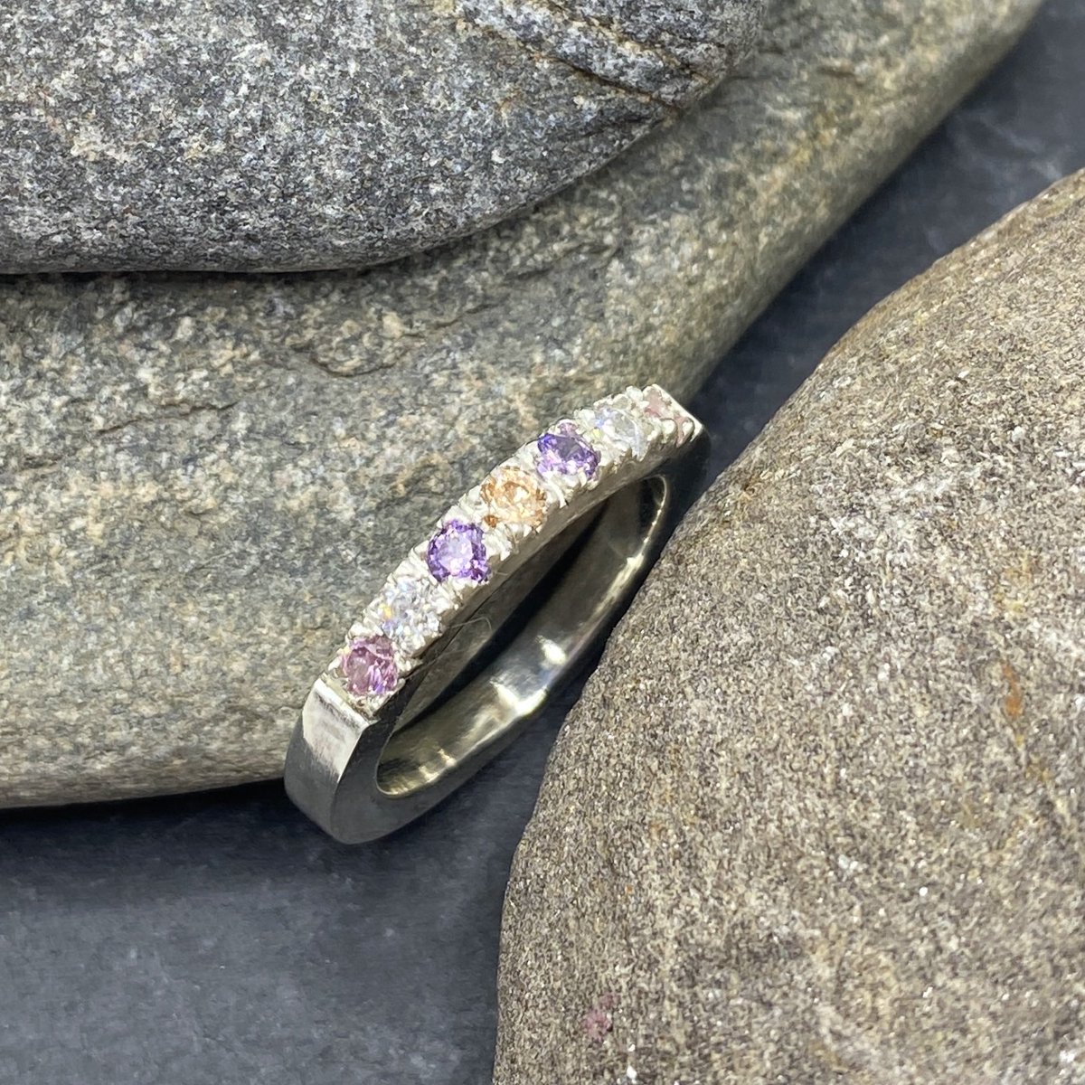 I really challenged myself to make this 7 stone half eternity ring. 

What have you achieved this week that you are proud of?

#ukgifthour #ukgiftam #shopindie #craftbizparty #smartsocial #UKCraftersHour #SBS