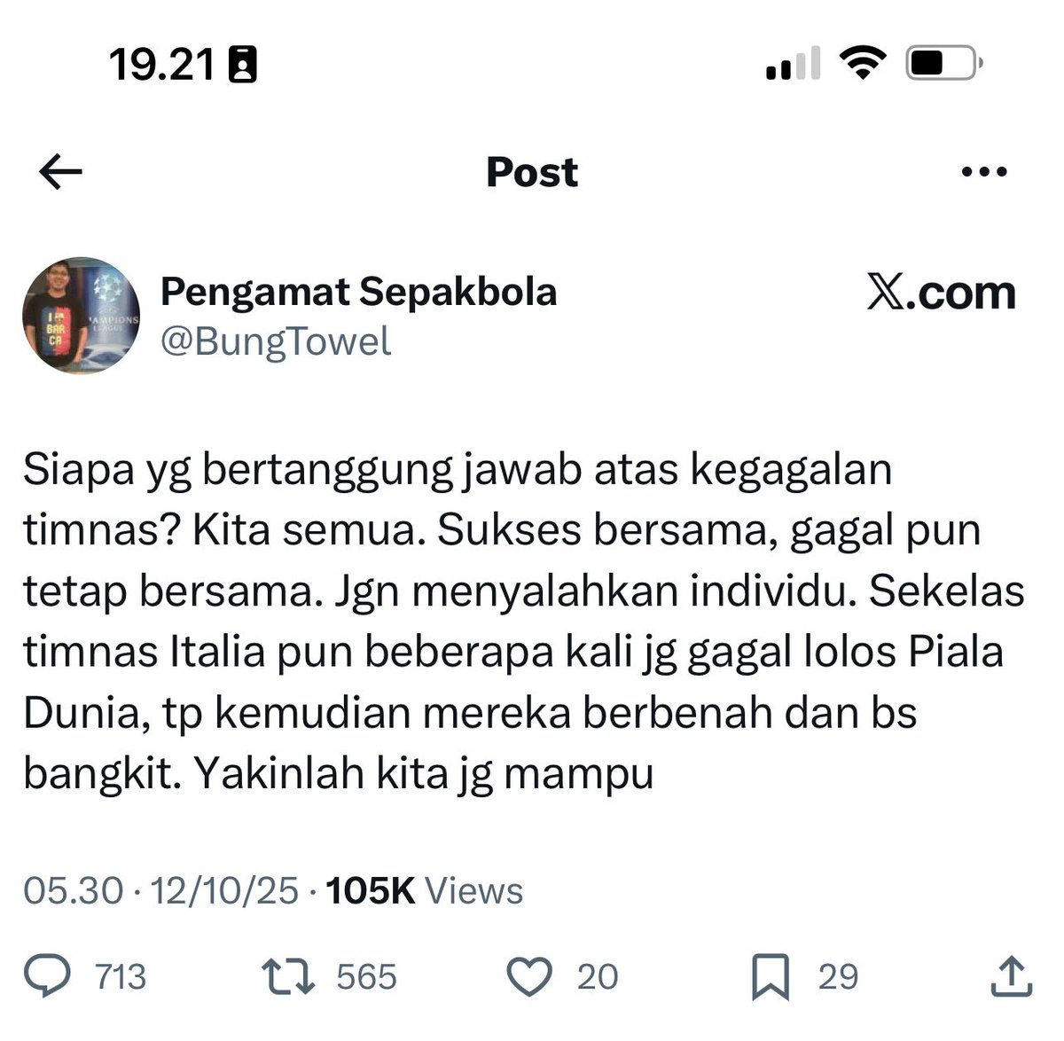 Pelatih sebelumnya sukses orang ini ngga mau mengakui kok, lantas BERSAMA GIMANA MAKSUDNYA? 

Trus kalo masih ada TV yang ngundang bicara ya memang butuh viral supaya jadi pro kontra.

Integritas itu dinilai gitu lho kalo mau undang orang. Jadi semua belajar apa itu integritas.