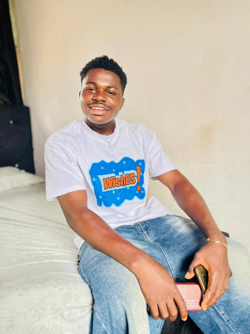ErnestIndi's tweet photo. Happy birthday bro 
#MrDark cares♥️ https://t.co/LwHz20Tl3u